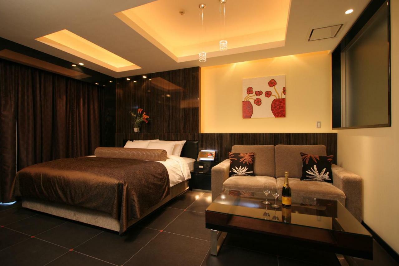 Hotel W-Premium -W Group Hotels And Resorts- (Adults Only) Koshigaya 外观 照片